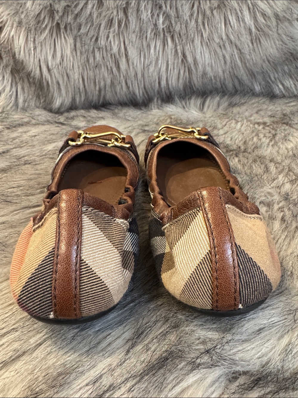 Burberry Classic Brown Plaid Women's Ballet Flats with Gold Hardware Size 38 - Picture 8 of 10